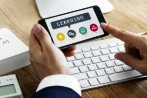 10 Tips for Creating Engaging E-Learning Courses
